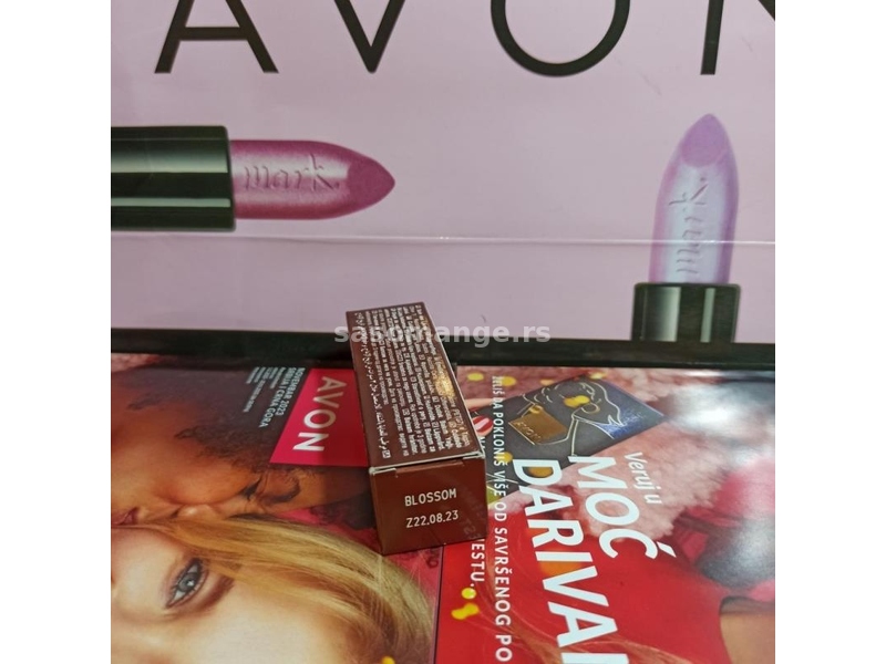 Avon True Hranljivo ulje za usne - Blossom