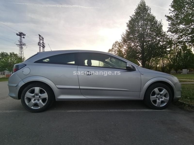 Opel Astra H GTC 1.6 benzin, 77kW, 2006.