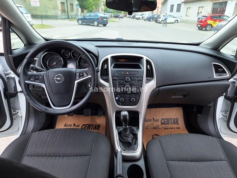 Opel Astra J 1.7 CDTI