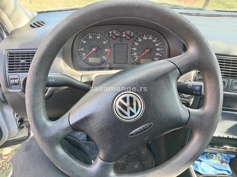 Volkswagen Golf 4