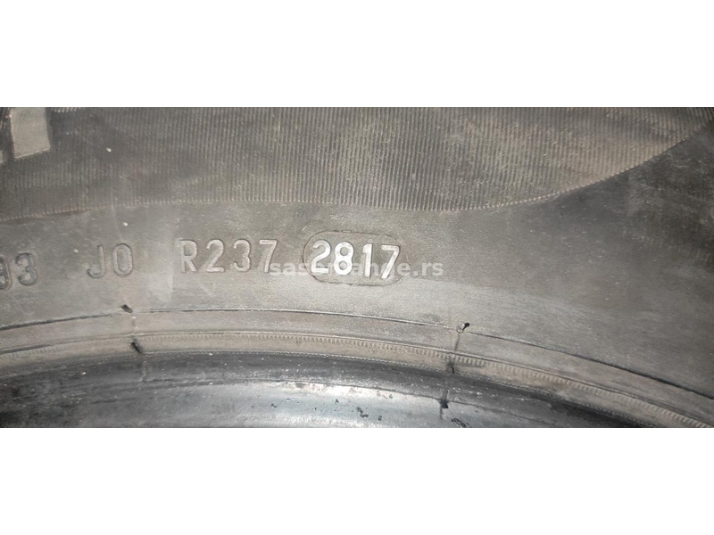 Letnje gume Pirelli 215/55 R17 94W