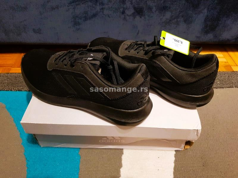 Adidas Coreracer patike broj 42