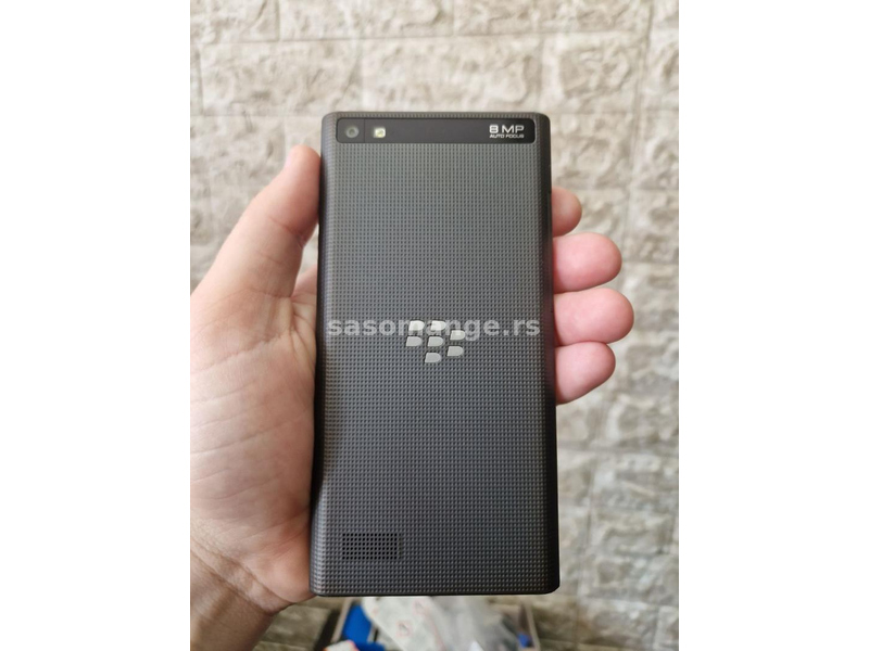 Mobilni telefoni blackberry leap