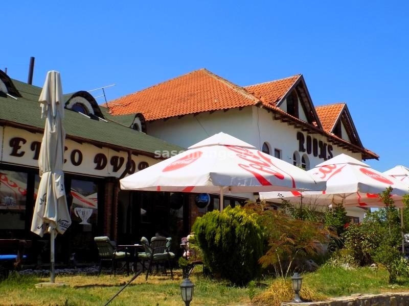 Restoran/Motel Dvorac Visenamenski Objekat 2463 m Na Prodaju