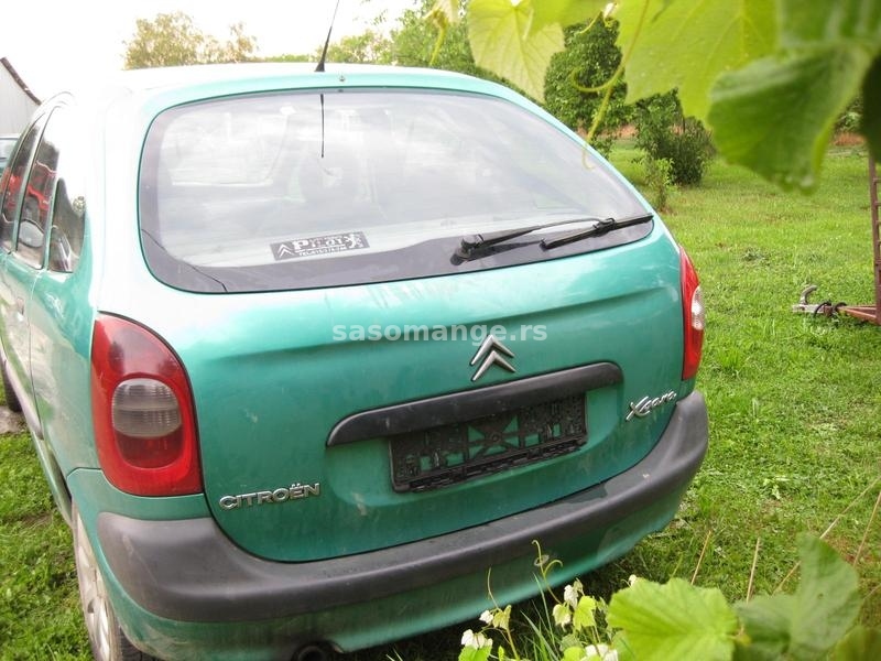 Citroen Picasso 2. 0 hdi kompletan auto u delovima . .. .. .. .. .. .. ..