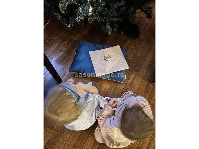 Chupany radosnica/album/knjiga za bebe, blizance i decu