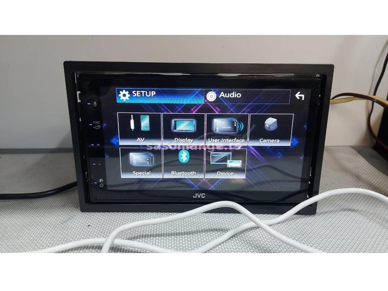 JVC KW M560BT android auto carplay mirroring multimedija