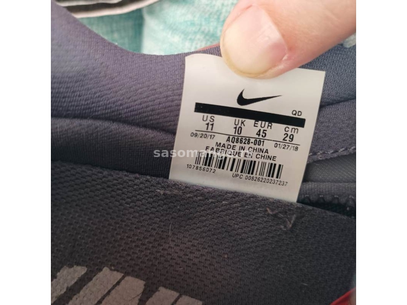 Muške Nike patike broj 45 sive boje