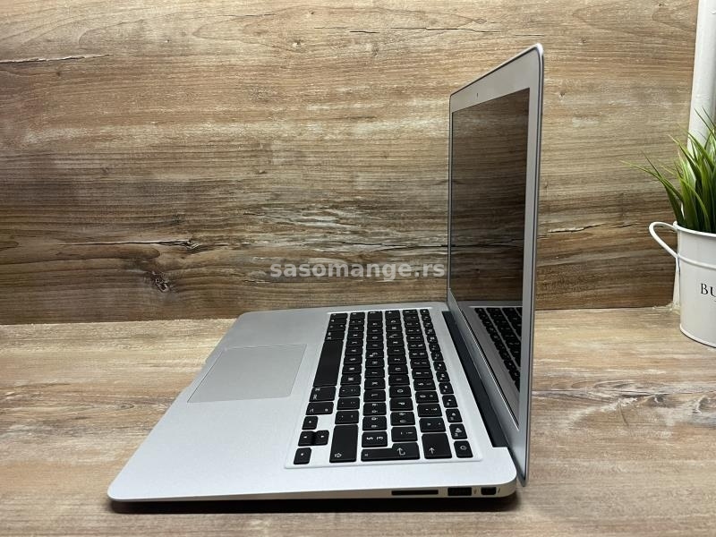MacBook Air "Core i5" 1.7 13" (Mid-2011)