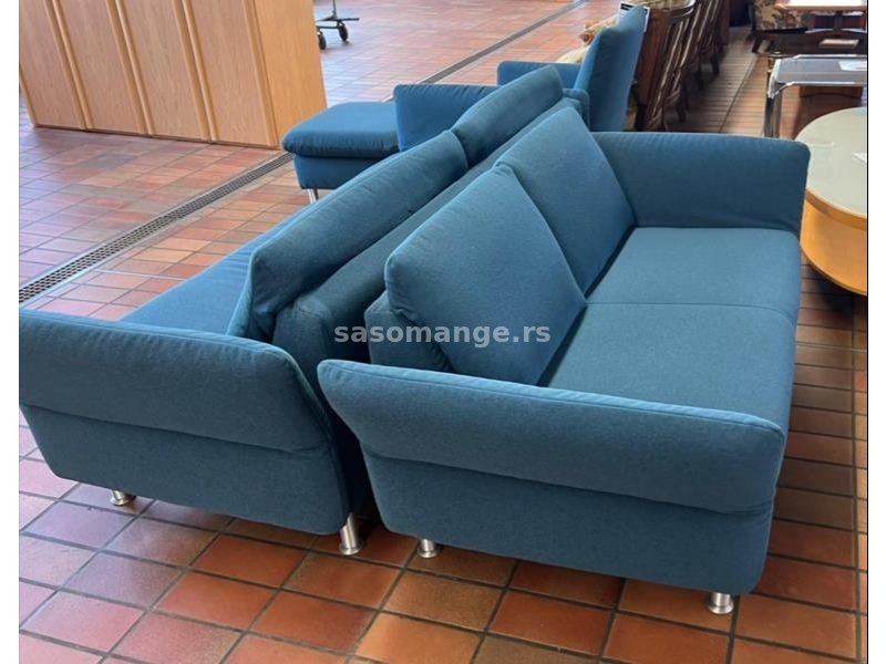 Garnitura : Trosed, dvosed, fotelja i tabure