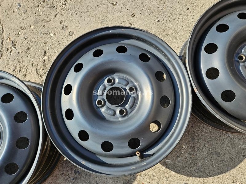 Celicne Felne 15Coli 4x100 Toyota kao nove Odlicne