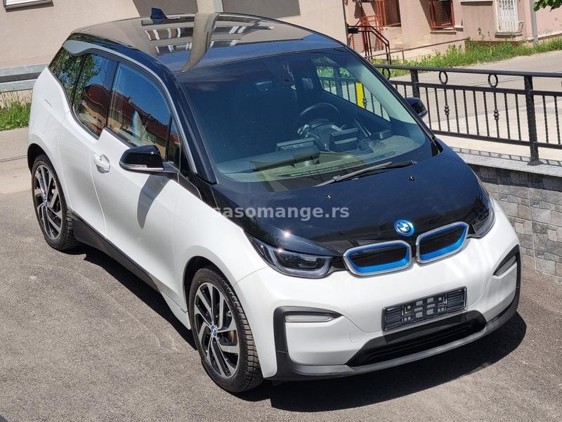 BMW I3