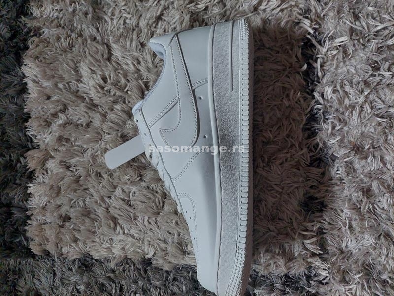 Nike Air Force 1 NOVO