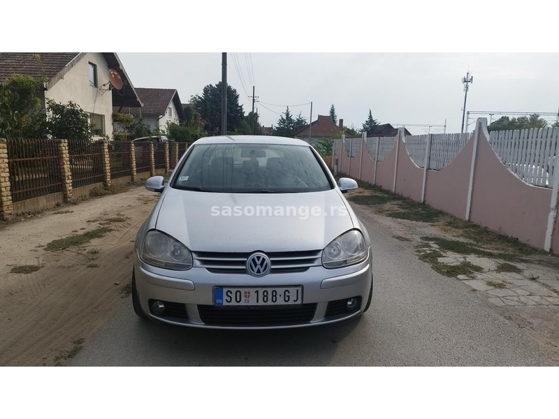 Volkswagen Golf 5 1.6 8v TNG