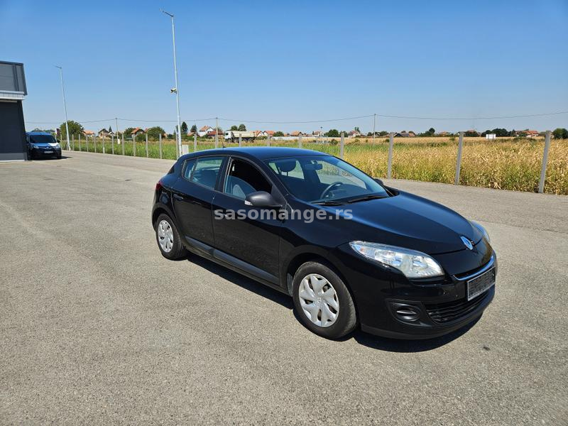 Reno Megan 1.5 dci 2012g 81kw 6 brzina, odlican auto.