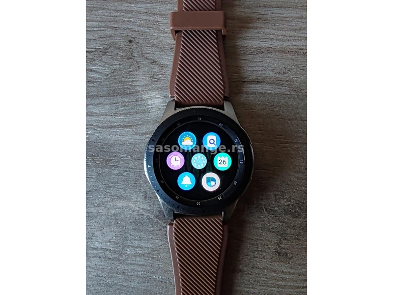 Samsung Galaxy Watch 46mm + dodatni kaiš/narukvica