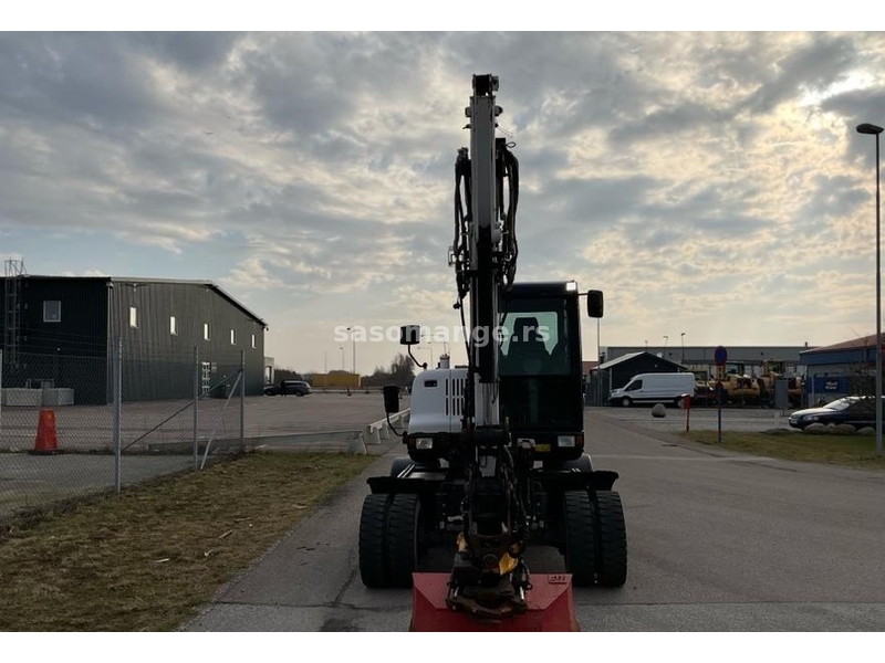 2015 Mini bager excavator Bobcat E55W