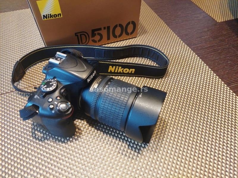 Nikon D5100 sa objektivima 18-135 mm i 35mm F/1.8 G