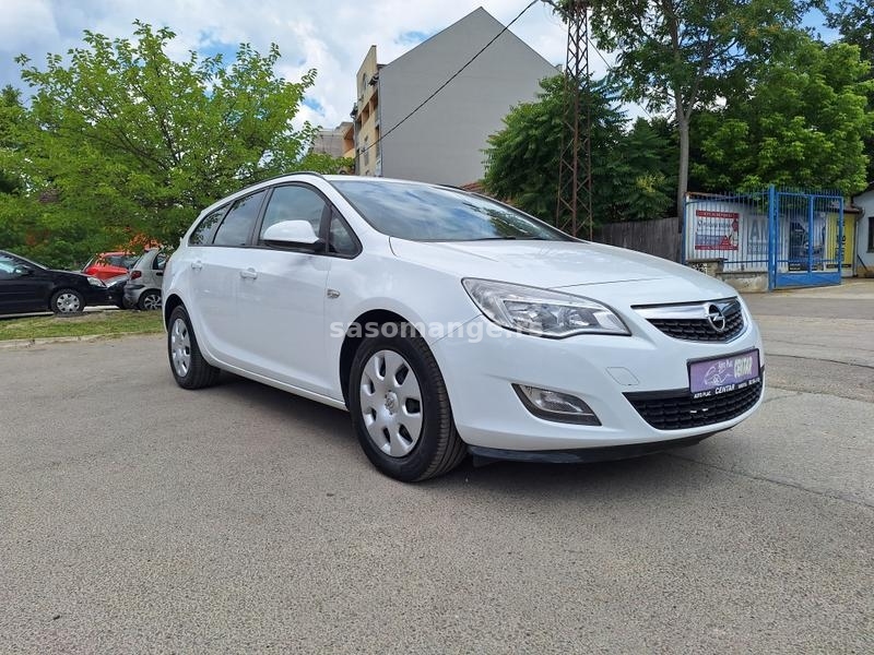 Opel Astra J 1.7 CDTI