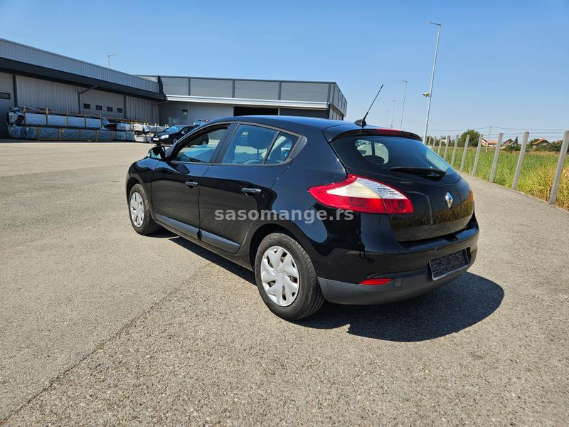 Reno Megan 1.5 dci 2012g 81kw 6 brzina, odlican auto.