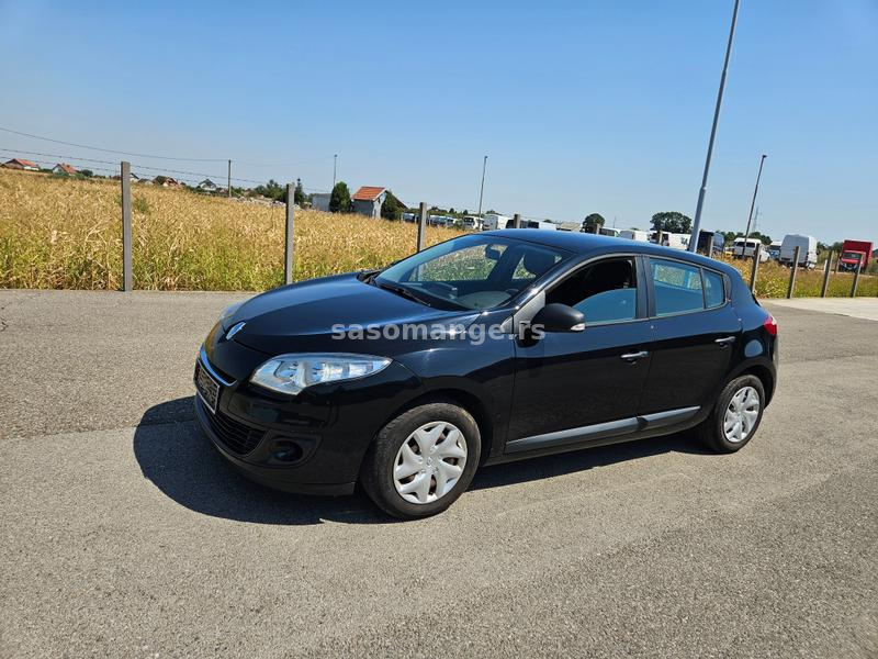 Reno Megan 1.5 dci 2012g 81kw 6 brzina, odlican auto.