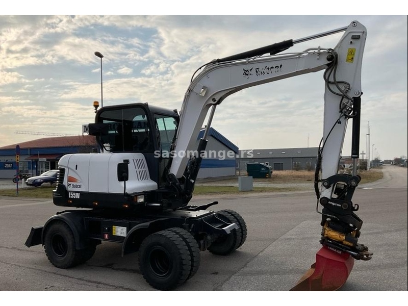 2015 Mini bager excavator Bobcat E55W