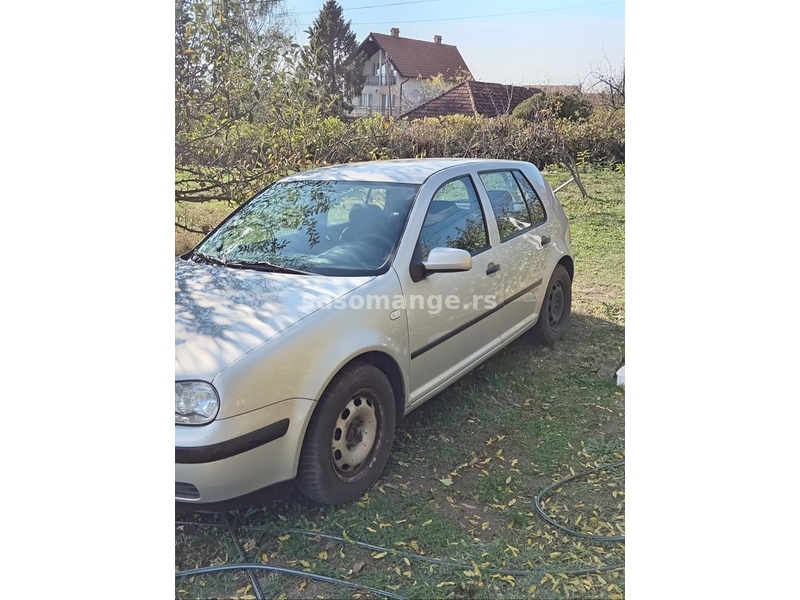 Volkswagen Golf 4