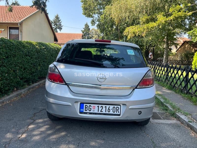 Opel Astra H