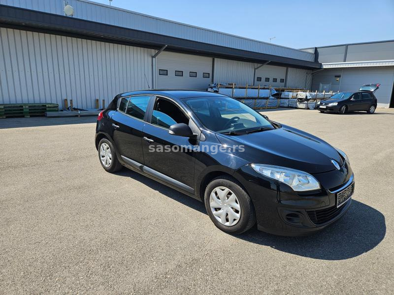 Reno Megan 1.5 dci 2012g 81kw 6 brzina, odlican auto.