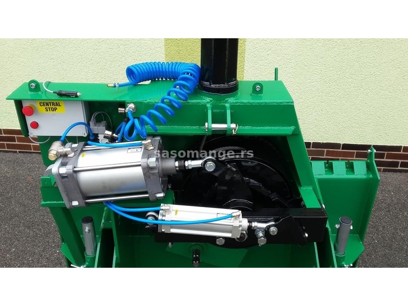 BYSTRON - WINCHES -WINCH 7,5 T WITH WIRELESS REMOTE CONTROL