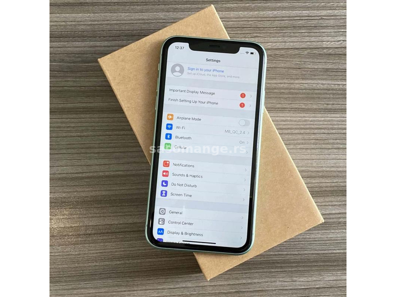 iPhone 11 64GB Sim Free 100% BAT AKCIJA SA157