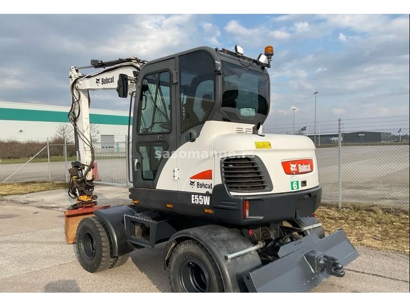 2015 Mini bager excavator Bobcat E55W