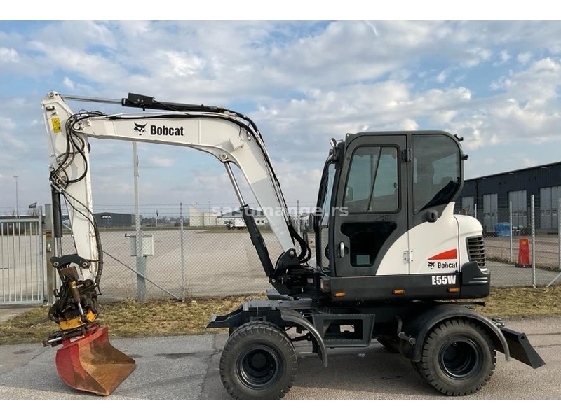 2015 Mini bager excavator Bobcat E55W