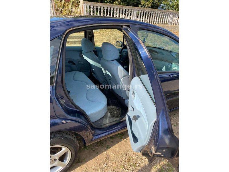 Citroen C3 ( HITNA PRODAJA ) - 1.4 dizel - ALU FELNE-KLIMA...