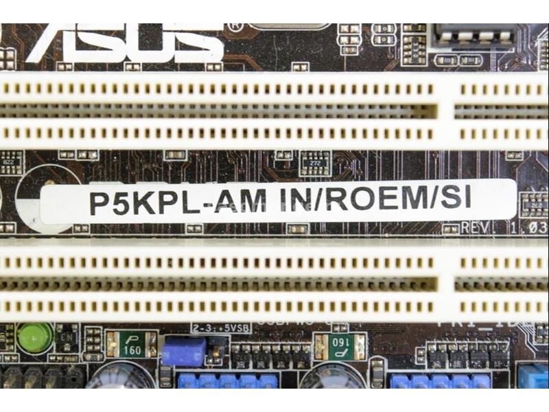 ASus P5kpl-Am In/Roem/Si QUAD INTEL 8300 4GB Garancija 12 meseci