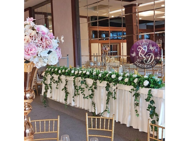 Dekoracija mladenačkog stola po metru za Venčanja,svadbe,rodjendane