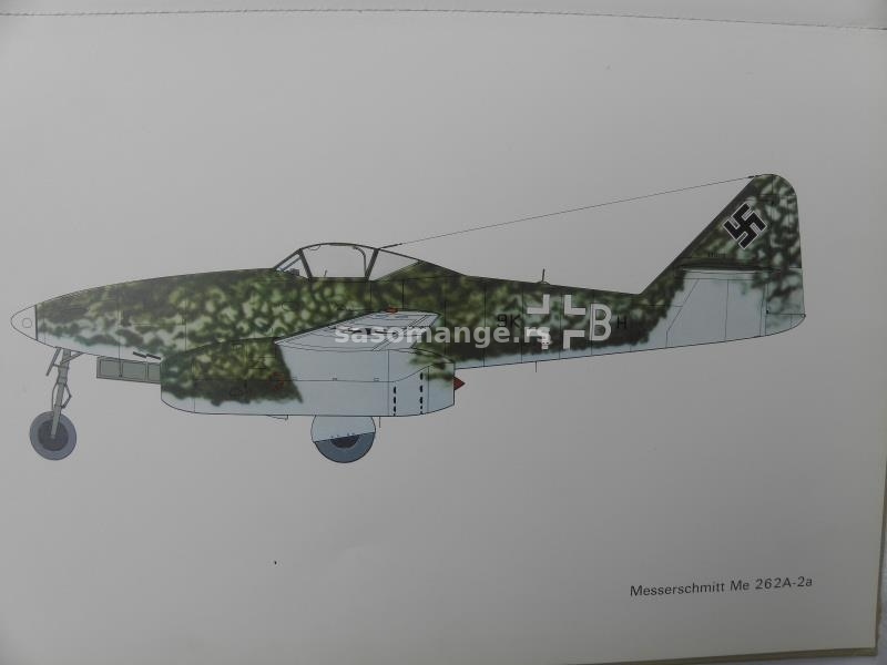 Knjiga: Military Aircraft 1939-1945(Vojni avioni) 34,5 cm. format, 43 str. + 15 slika aviona