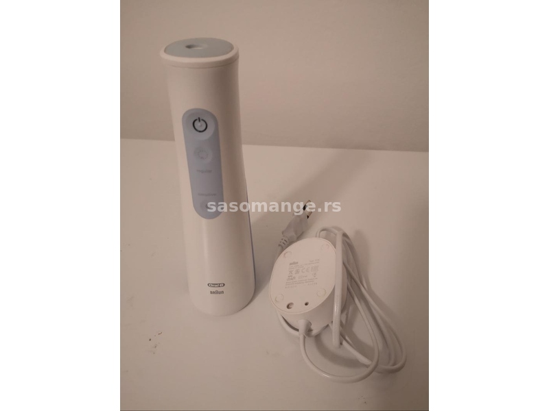 BRAUN Oral-B AquaCare 3720 za higijenu zuba i desni