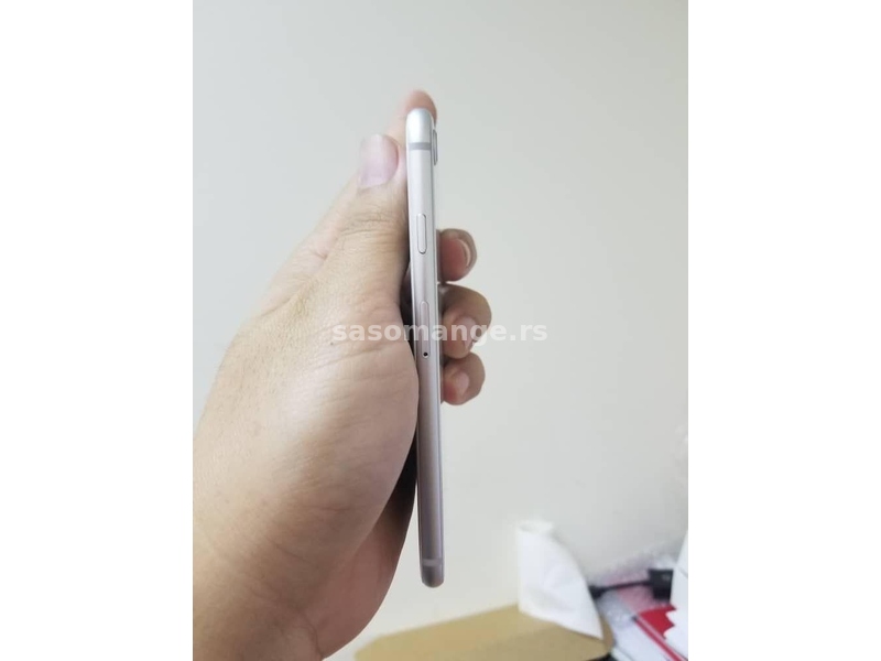 iPhone 8 Silver 100% Helti