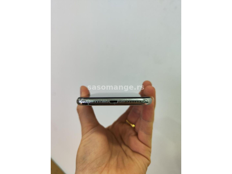 iPhone 11 Pro Max Silver 100% BATT SA230