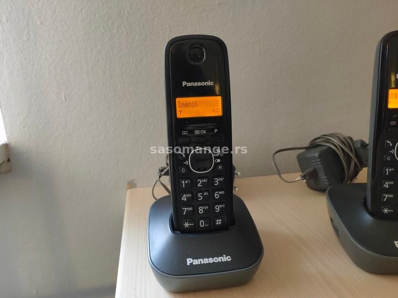 Panasonic bezicni telefon sa 2 slusalice KxTg1611fx.