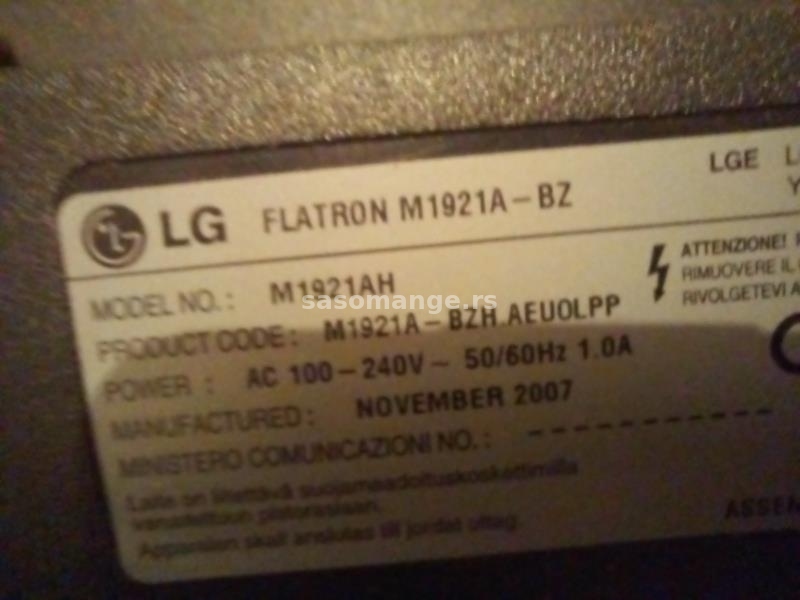 LG FLATRON model M1921A