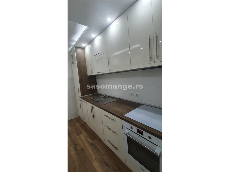 Namesten stan 50m2, Carina, Smederevo