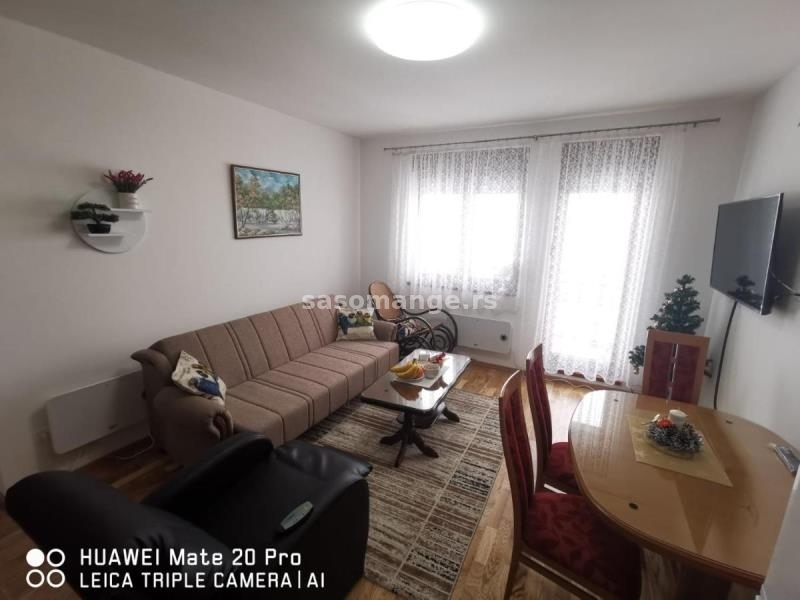 Izdavanje opremljenog stana Zlatibor Obudojevica / Renting of apartment / аренда квартиры