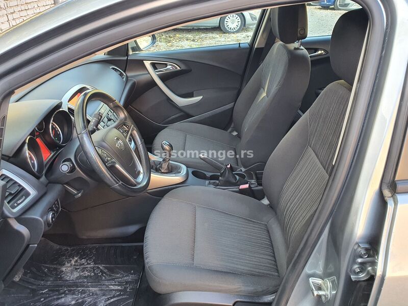 Opel Astra J 1.6 16v