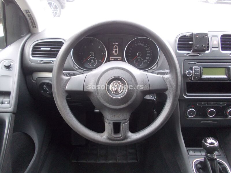 Volkswagen Golf 6 1.6 TDi