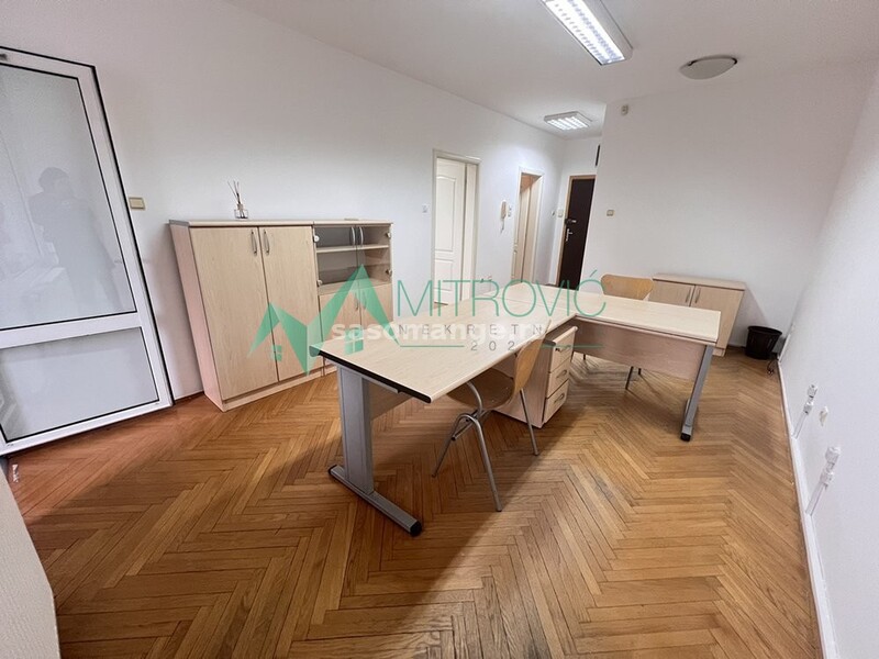 Novi Sad, Bulevar oslobođenja - Dvosoban stan - poslovni apartman 46 m2