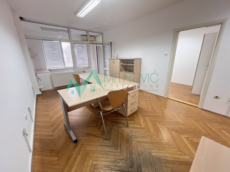 Novi Sad, Bulevar oslobođenja - Dvosoban stan - poslovni apartman 46 m2