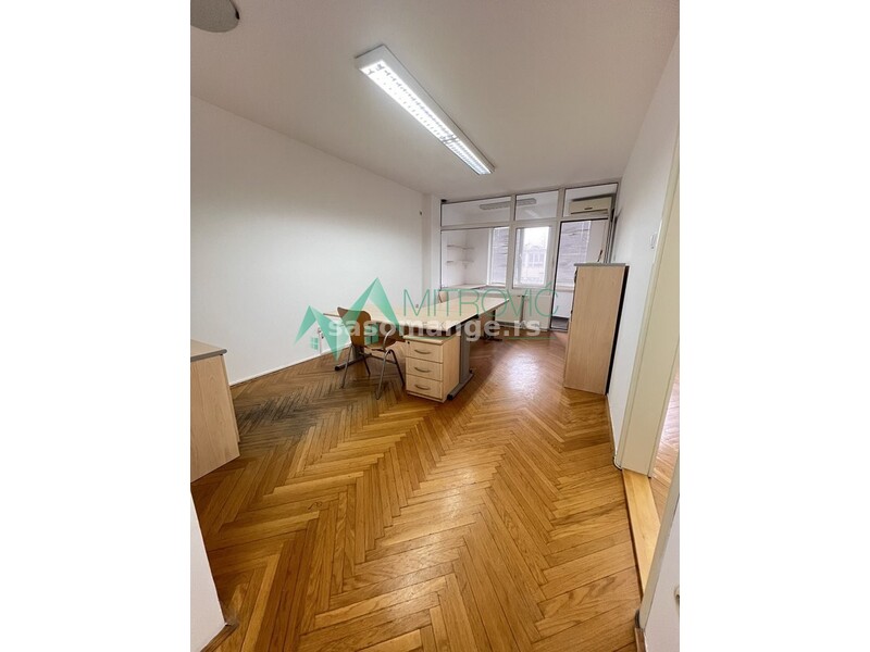 Novi Sad, Bulevar oslobođenja - Dvosoban stan - poslovni apartman 46 m2