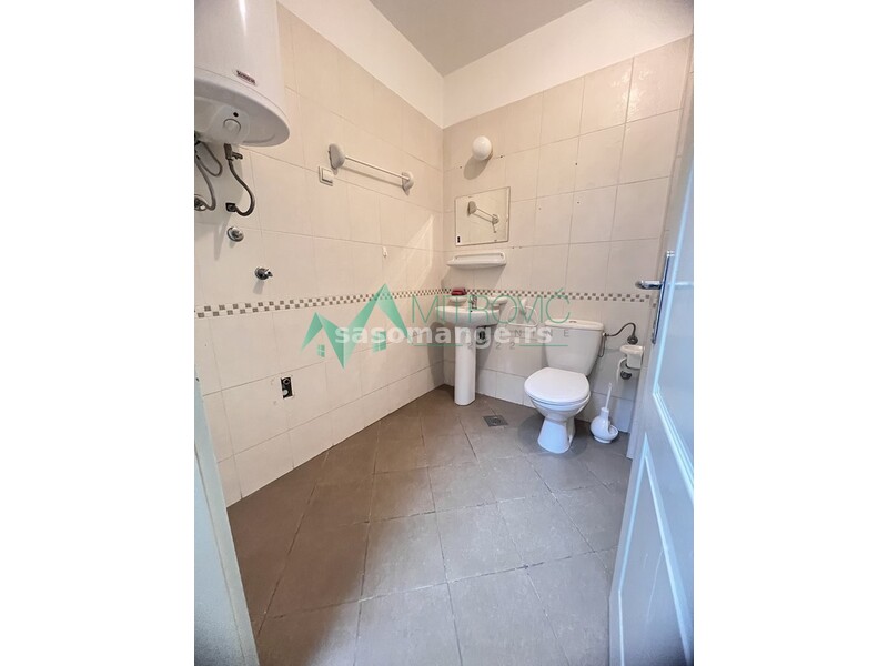 Novi Sad, Bulevar oslobođenja - Dvosoban stan - poslovni apartman 46 m2